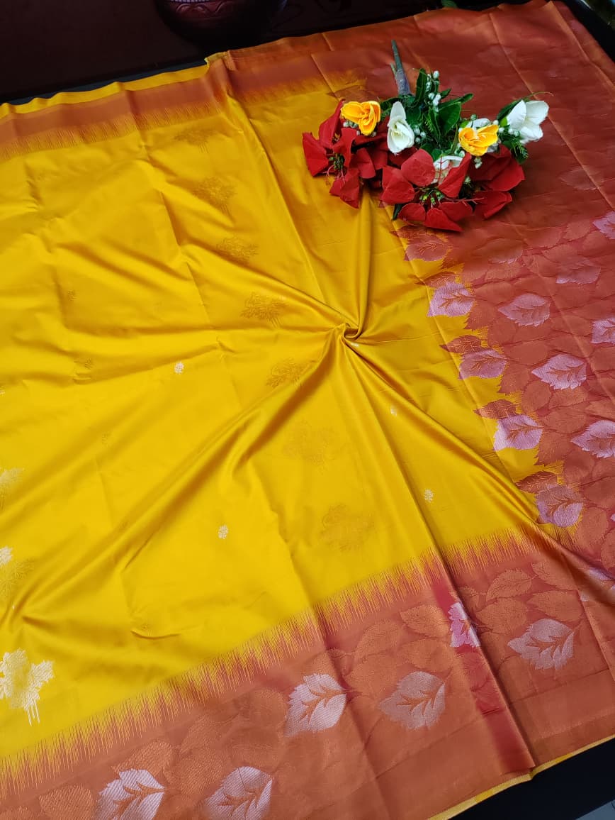 Sembaruthi Soft Silk SM03