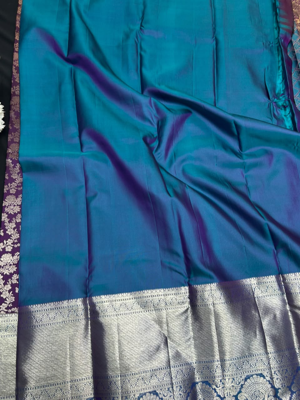 Traditional Pure Pattu E128 - Sri Sakthi Pugazh Tex - Pure Silk