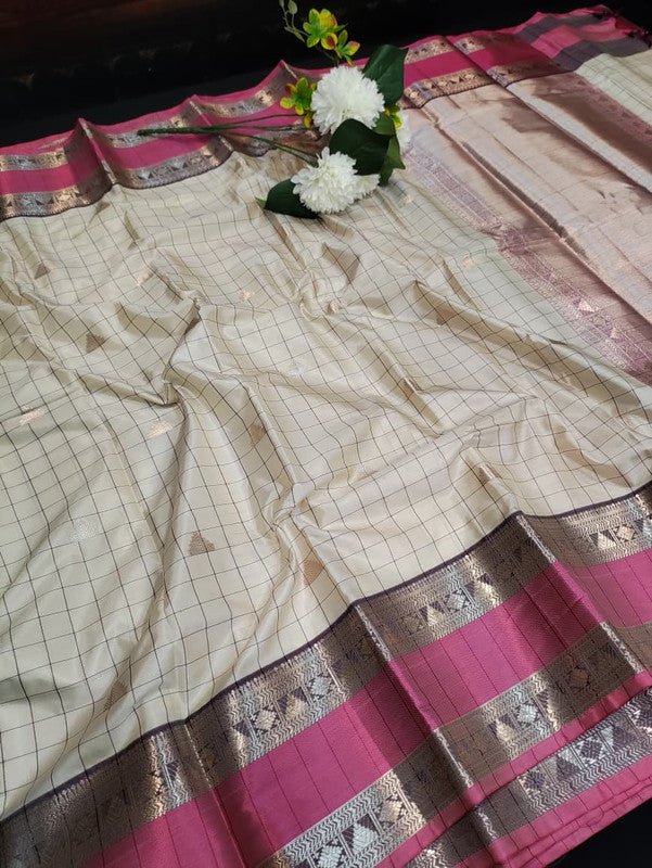 Premium Varanasi Saree in Silk Fabric with Elegant Zari Design