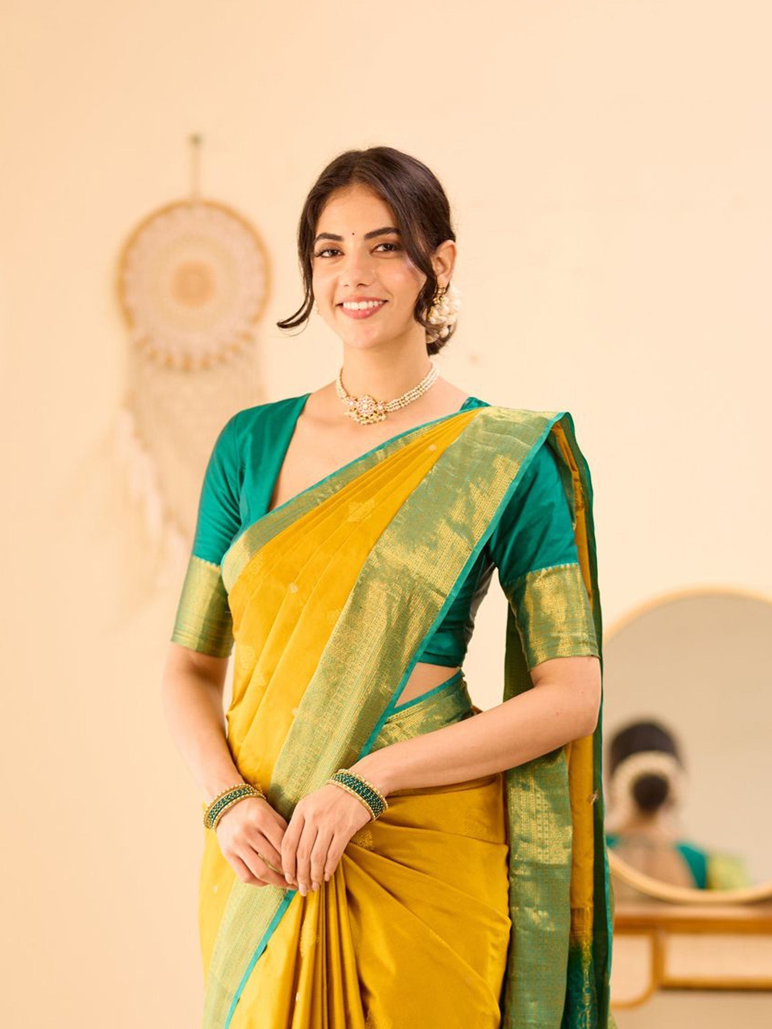 Agalvili Soft Silk Saree in maroon with zari work for wedding wear