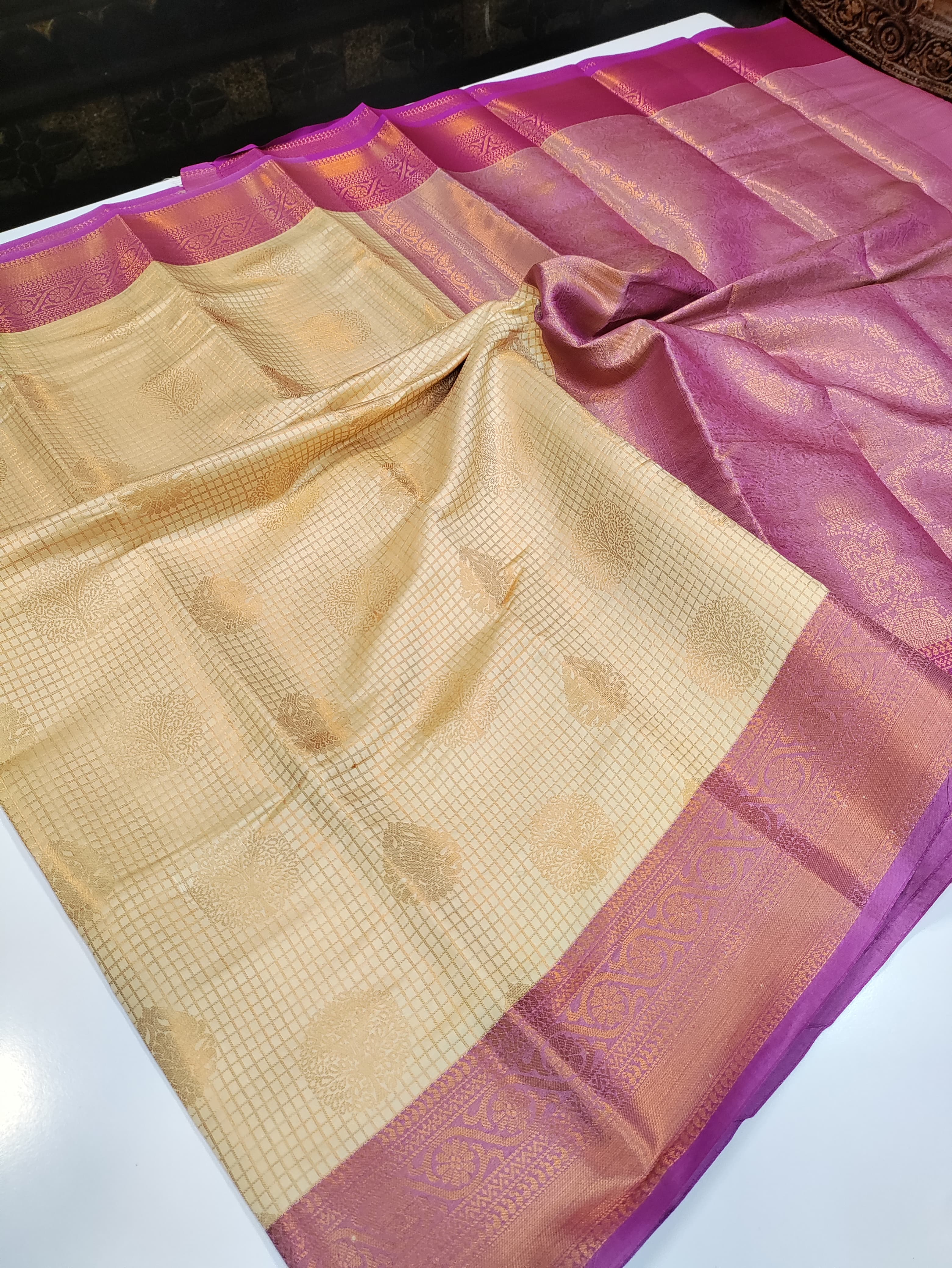 Vairaoosi Sarees (2 Days Pre Booking)