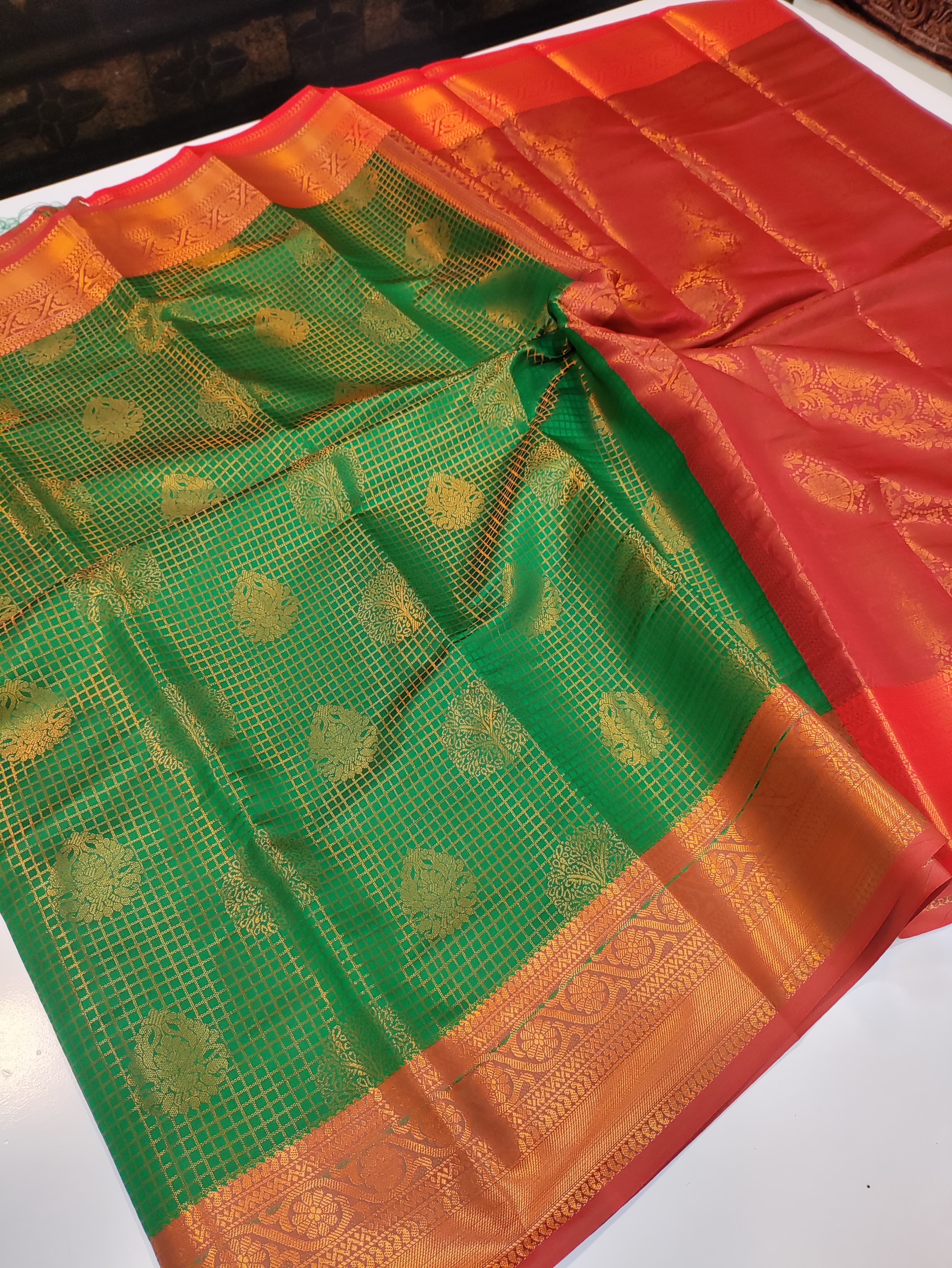 Vairaoosi Sarees (2 Days Pre Booking)