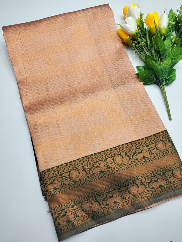 Vairaoosi Pavishna Saree