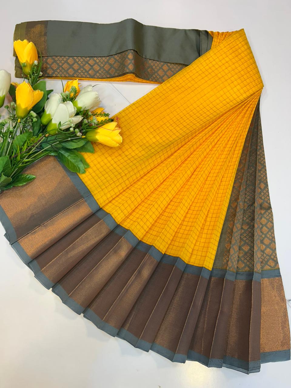Zari Kattam Saree