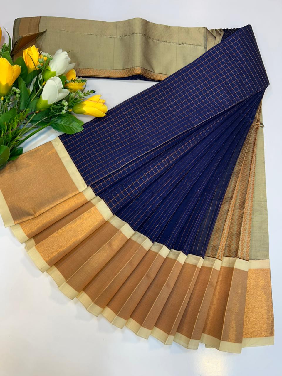 Zari Kattam Saree