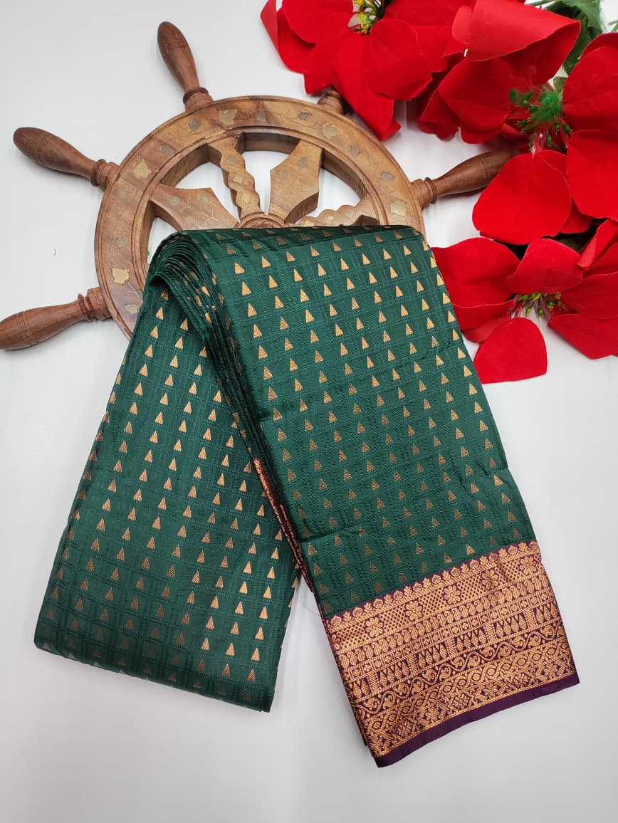 Diya Saree (1000 Putta Saree )