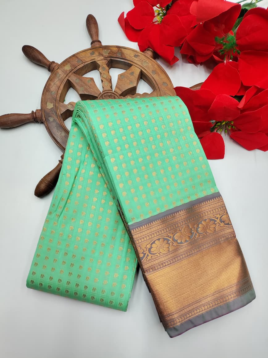 Diya Saree (1000 Putta Saree )