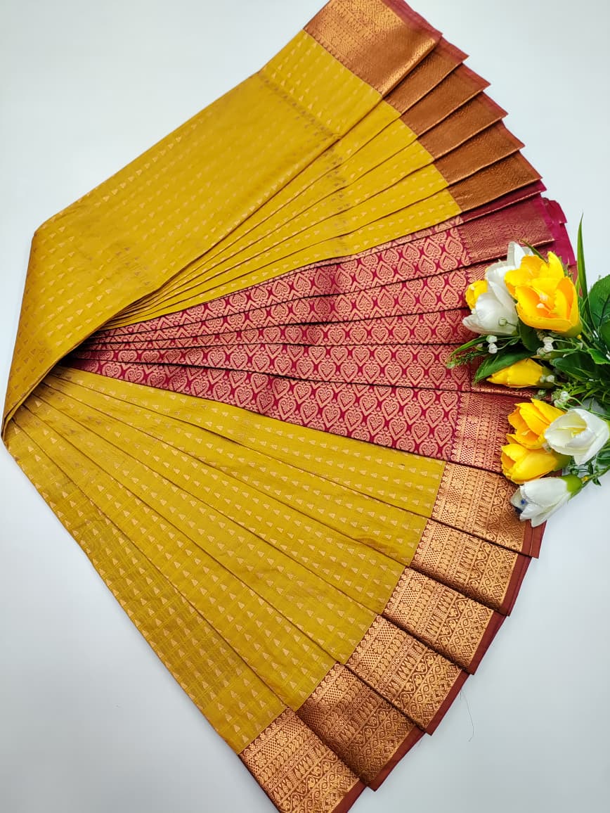 Diya Saree (1000 Putta Saree )