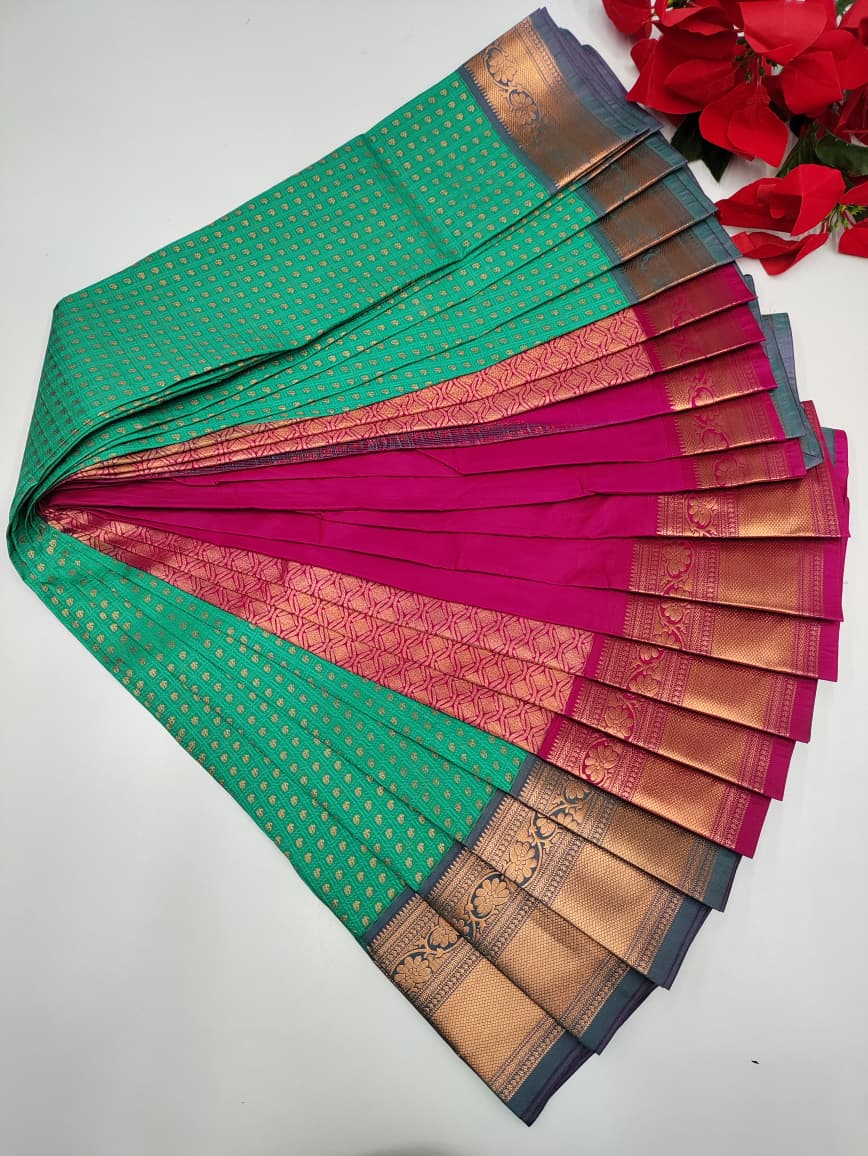 Diya Saree (1000 Putta Saree) DY09