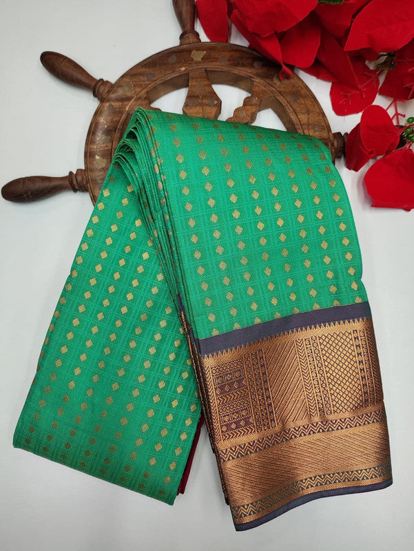 Diya Saree (1000 Putta Saree) DY40
