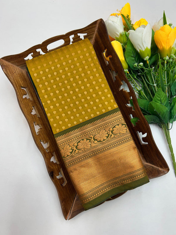 Diya Saree (1000 Putta Saree )