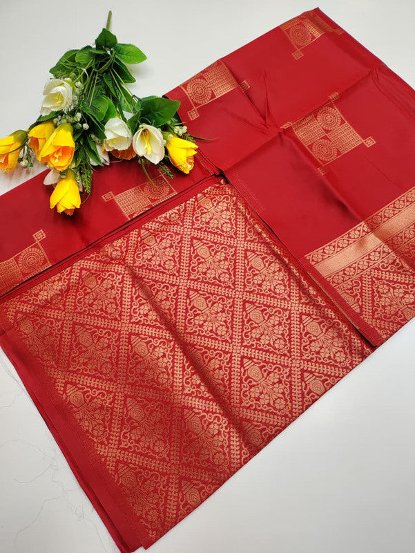 Yazhini Pavishna Saree