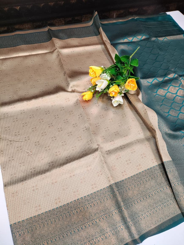 Vairaoosi Pavishna Saree