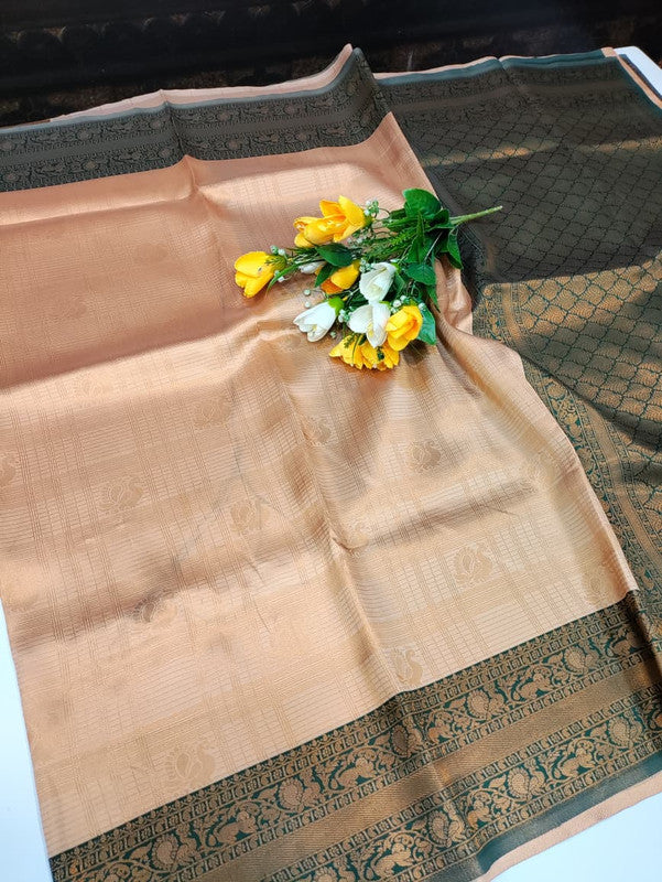 Vairaoosi Pavishna Saree