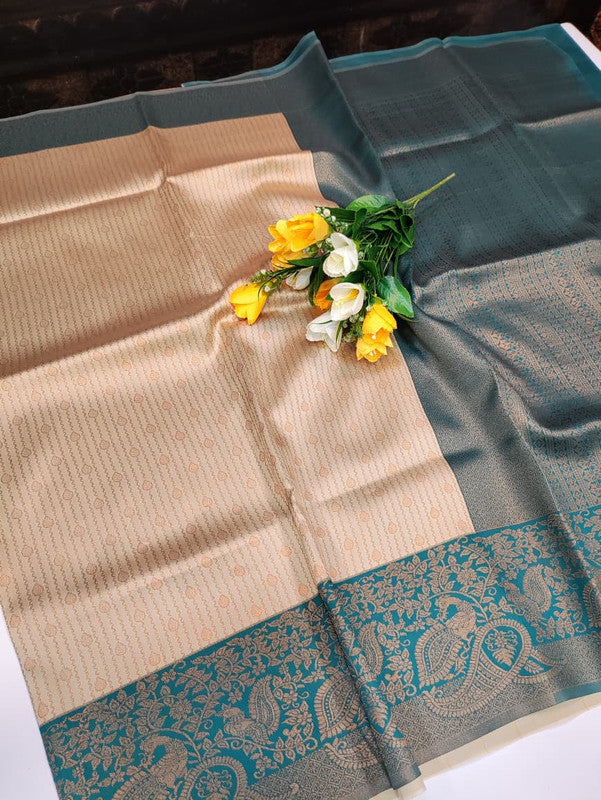 Vairaoosi Pavishna Saree
