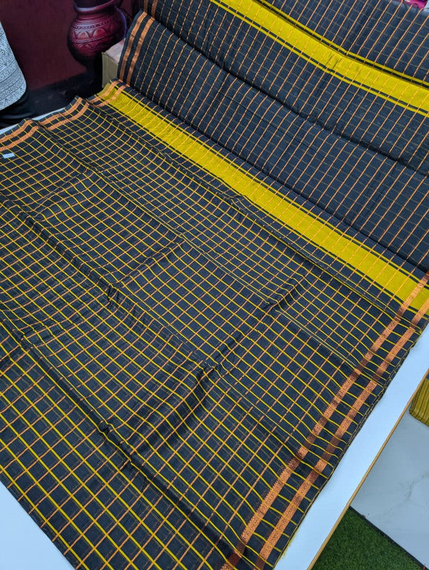 Kalyani Checked Saree KD11