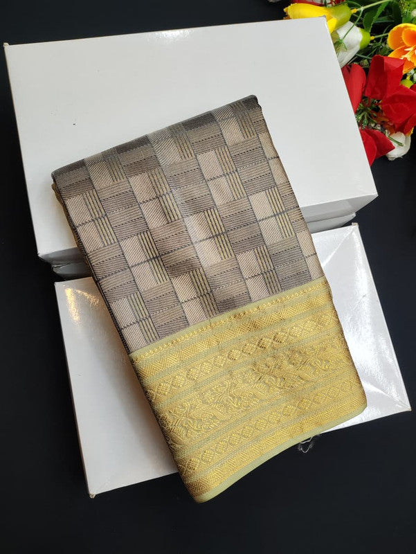 Pavazha Malli Semi Silk P82
