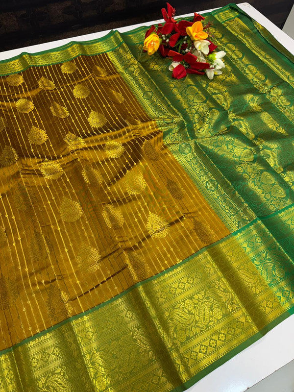 Regina Vairaoosi Saree RGV08