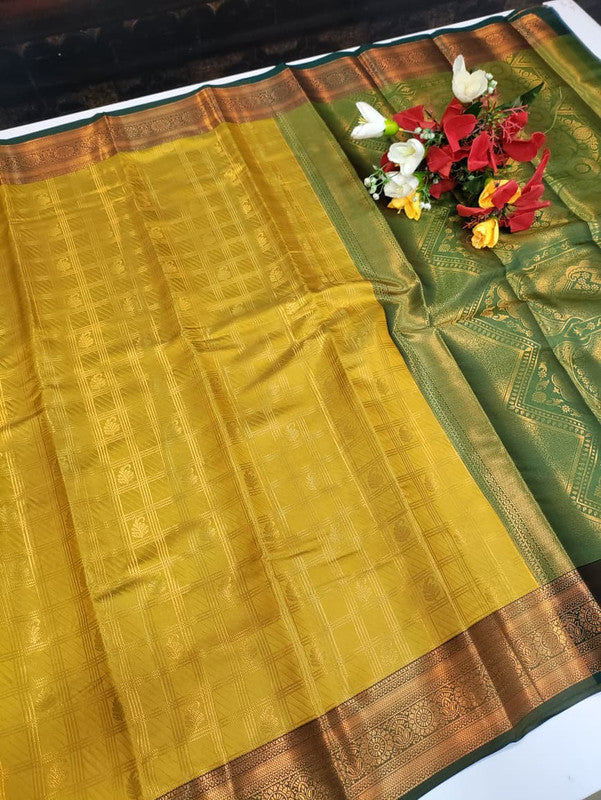 Shalini Checked Saree SHC11