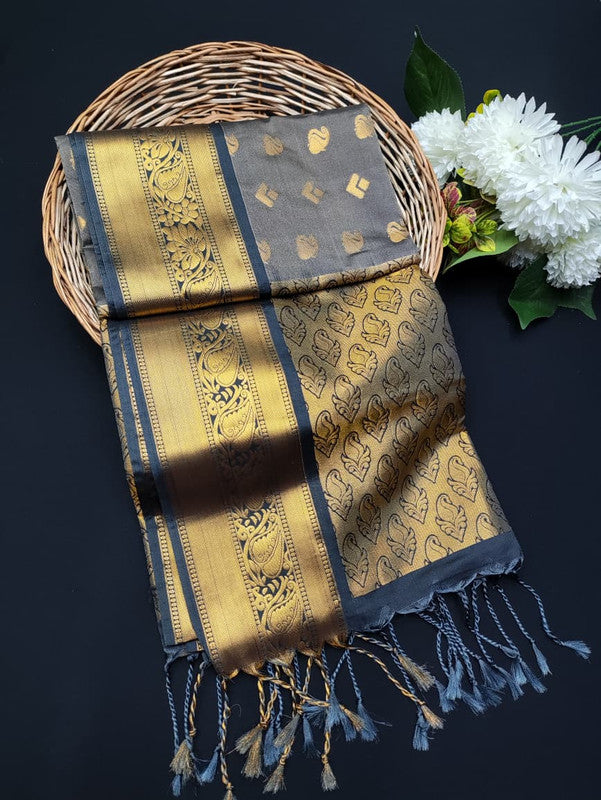 Ramaniyam Luxury Soft Silk Zari Saree for wedding wear with contrast blouse
