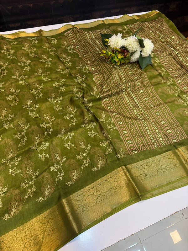 Galaxy Fancy Saree with Zari Dola work for wedding wear