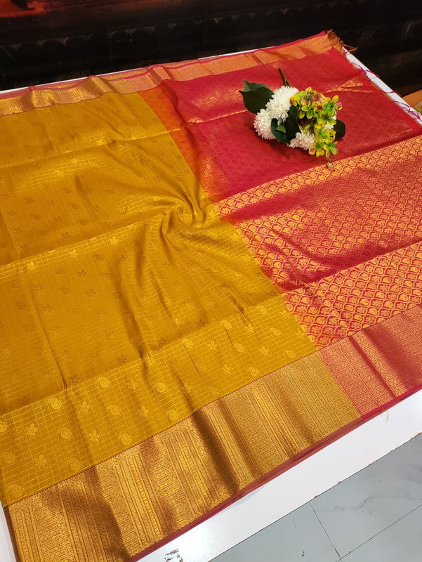 Artificial Naar Pattu Zari Saree with Contrast Blouse for Wedding Wear
