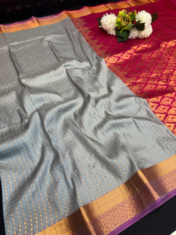 Diya Saree (1000 Putta Saree)  DS23