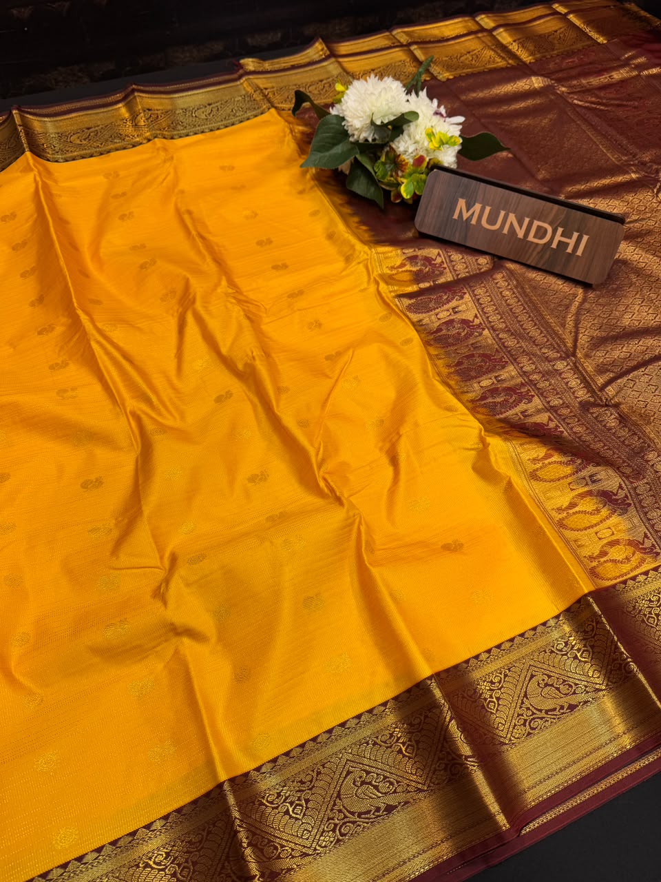 Vennila Semi Silk Saree | Zari Work | VNN194