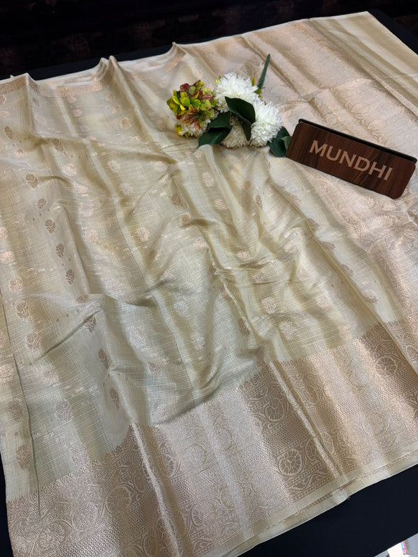 Offer Celebrity Saree in Offer Celebrity fabric for weddings