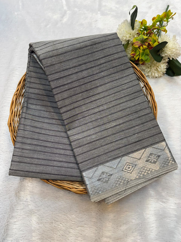 Dorothy cotton saree with zari and plain design