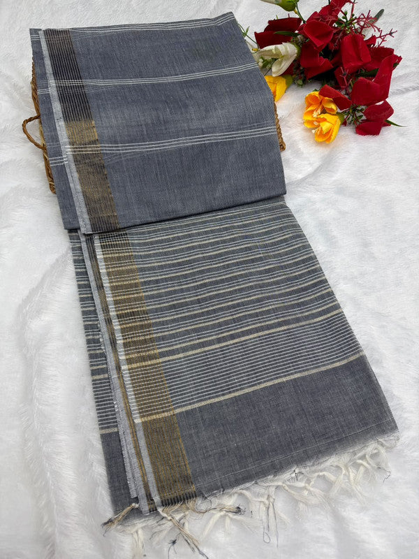 Dorothy cotton saree with zari and plain design