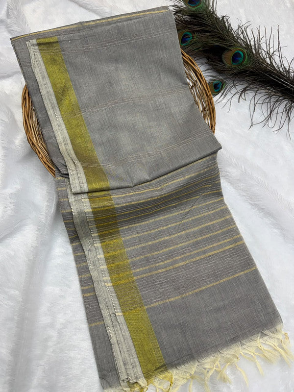 Dorothy cotton saree with zari and plain design