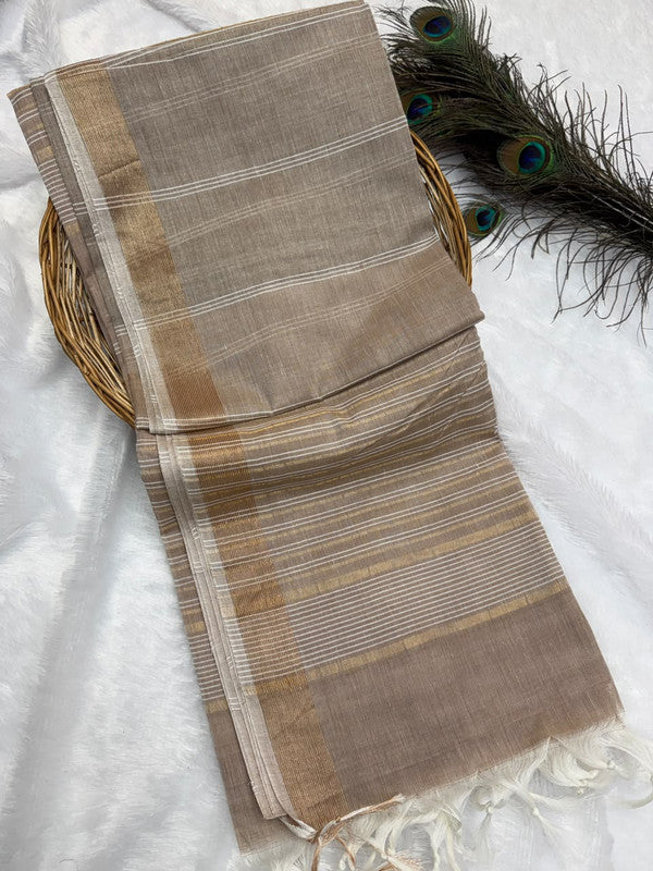 Dorothy cotton saree with zari and plain design