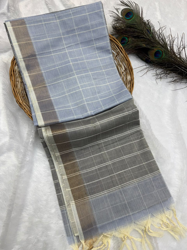 Dorothy cotton saree with zari and plain design