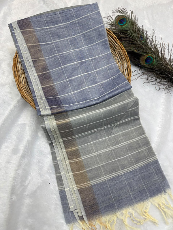 Dorothy cotton saree with zari and plain design