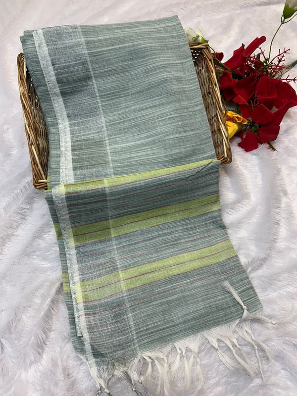 Dorothy cotton saree with zari and plain design