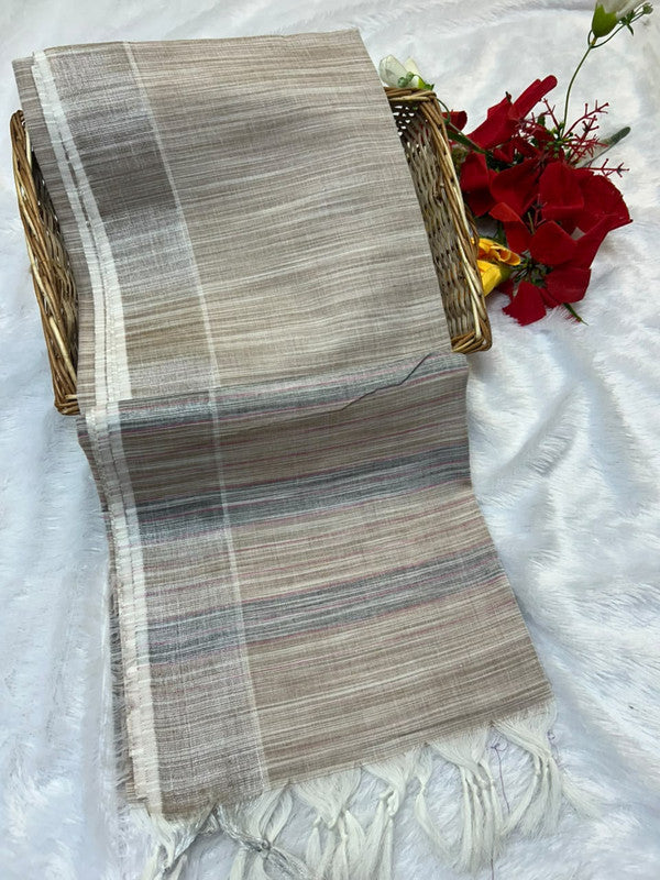 Dorothy cotton saree with zari and plain design
