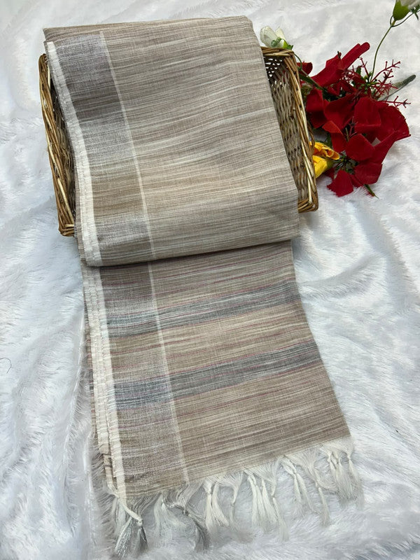 Dorothy cotton saree with zari and plain design