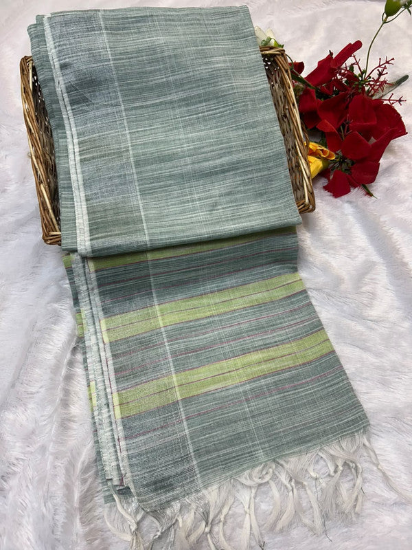 Dorothy cotton saree with zari and plain design