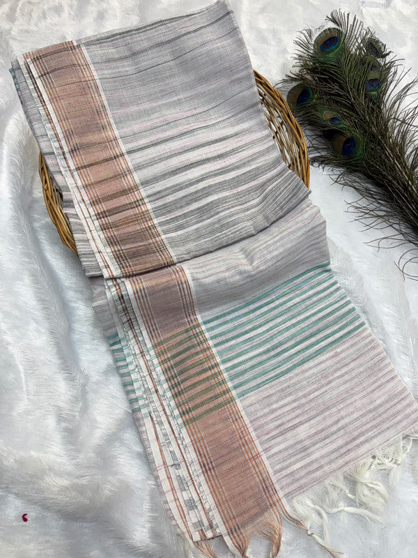 Dorothy cotton saree with zari and plain design