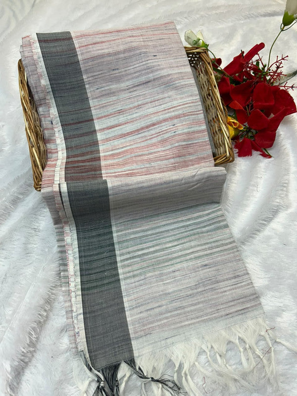 Dorothy cotton saree with zari and plain design