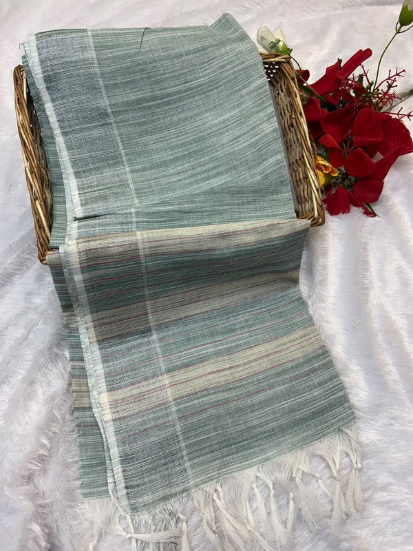 Dorothy cotton saree with zari and plain design