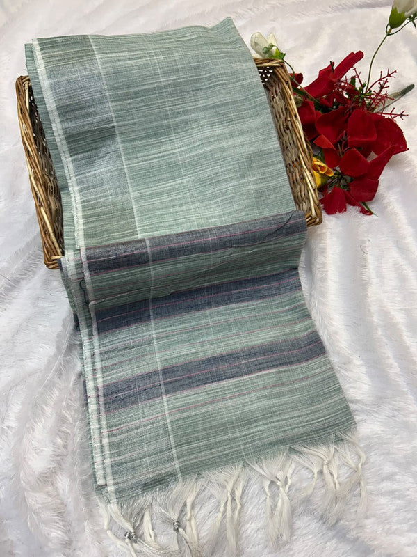 Dorothy cotton saree with zari and plain design