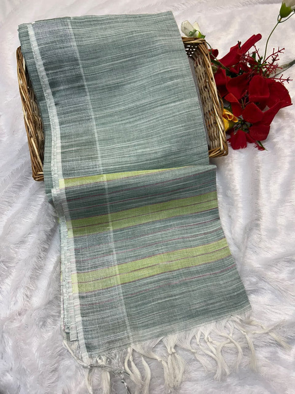 Dorothy cotton saree with zari and plain design