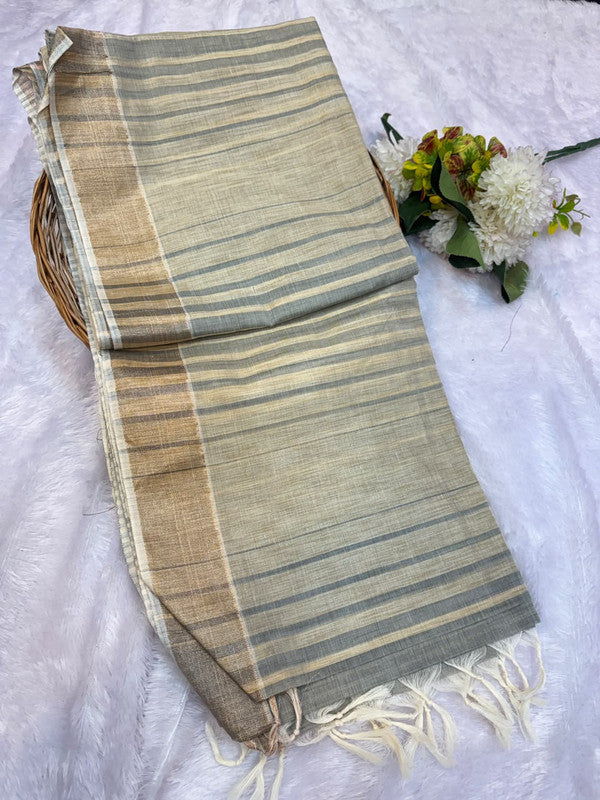 Dorothy cotton saree with zari and plain design