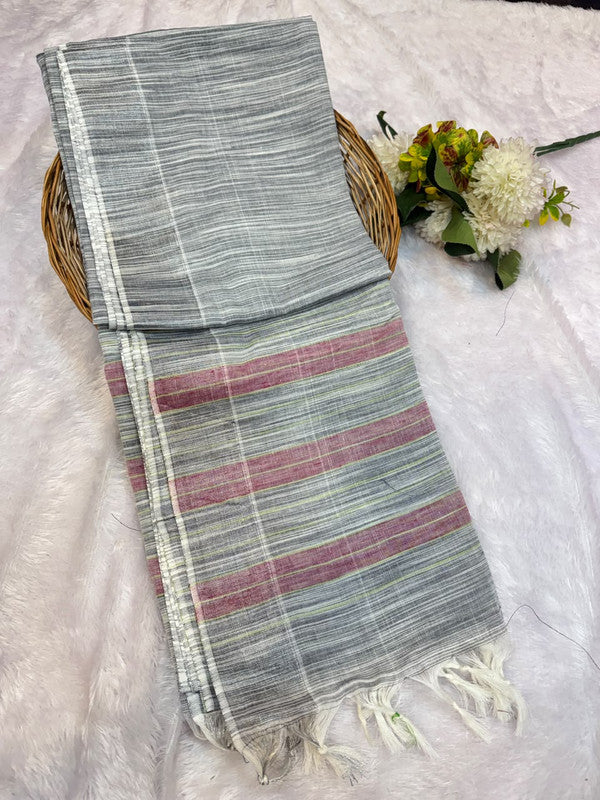 Dorothy cotton saree with zari and plain design