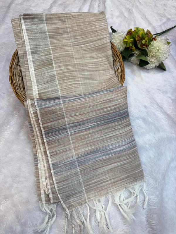 Dorothy cotton saree with zari and plain design