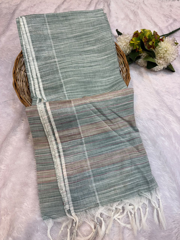 Dorothy cotton saree with zari and plain design