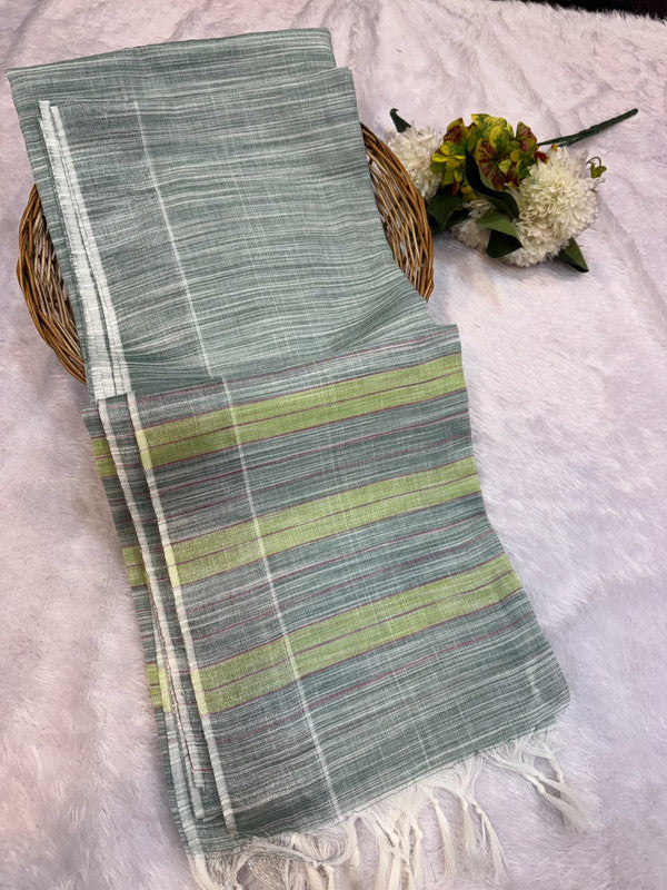 Dorothy cotton saree with zari and plain design