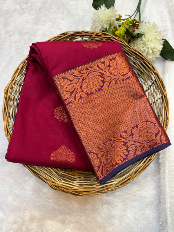 Mild Damage Vennila semi silk saree with traditional zari design